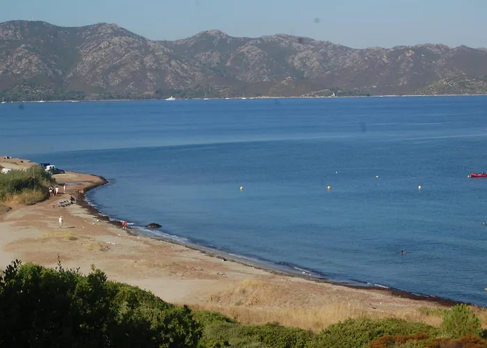 Aghjanella Oda ve Kahvaltı Patrimonio