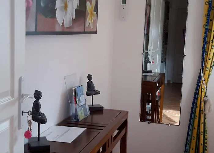 Aghjanella Oda ve Kahvaltı Patrimonio