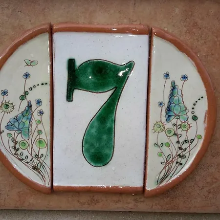 Aghjanella 3*